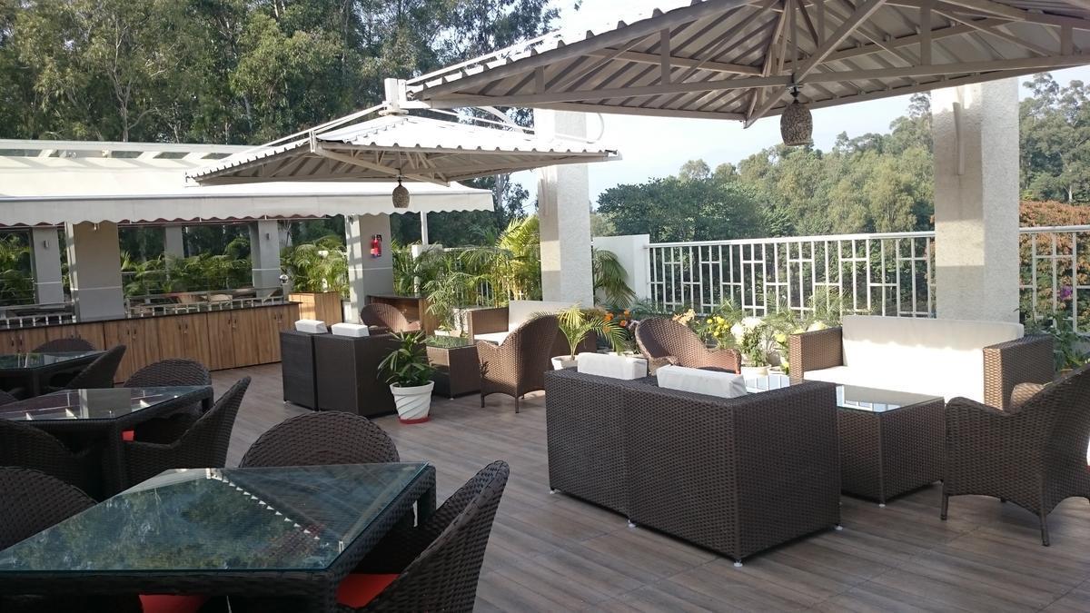 Imperial Clarks Inn Dehradún Kültér fotó